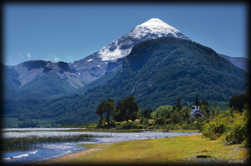 "Volcn Lann, Lago Paimn, y algo ms..." de Oscar Roberto Domnguez