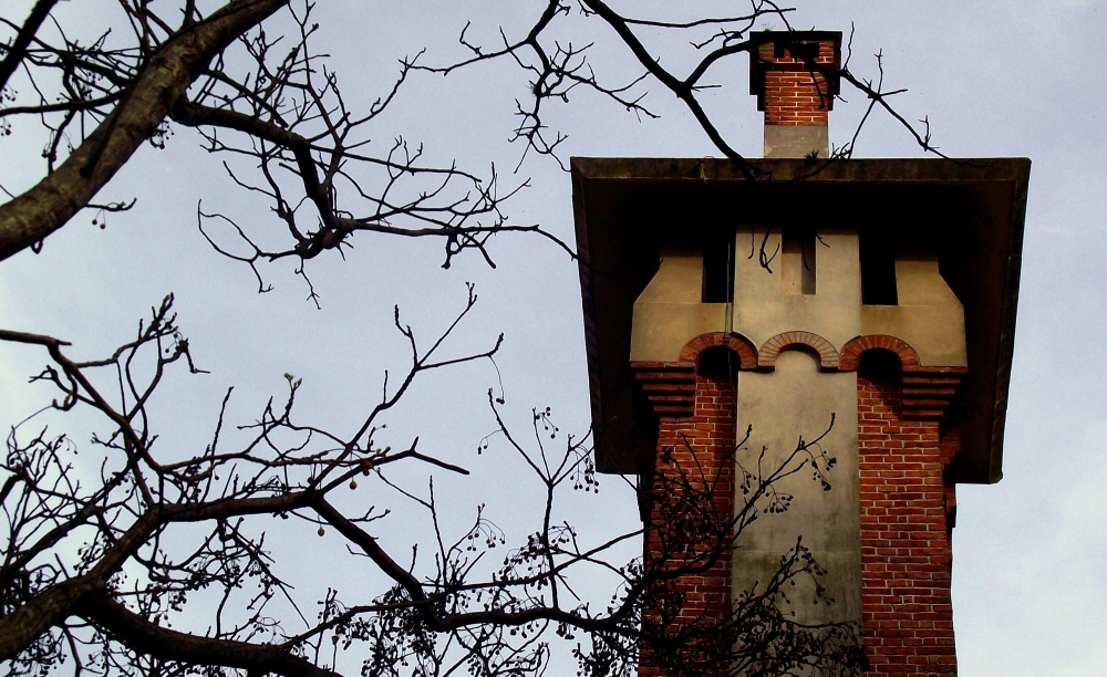 "La torre" de Emilio Echesuri