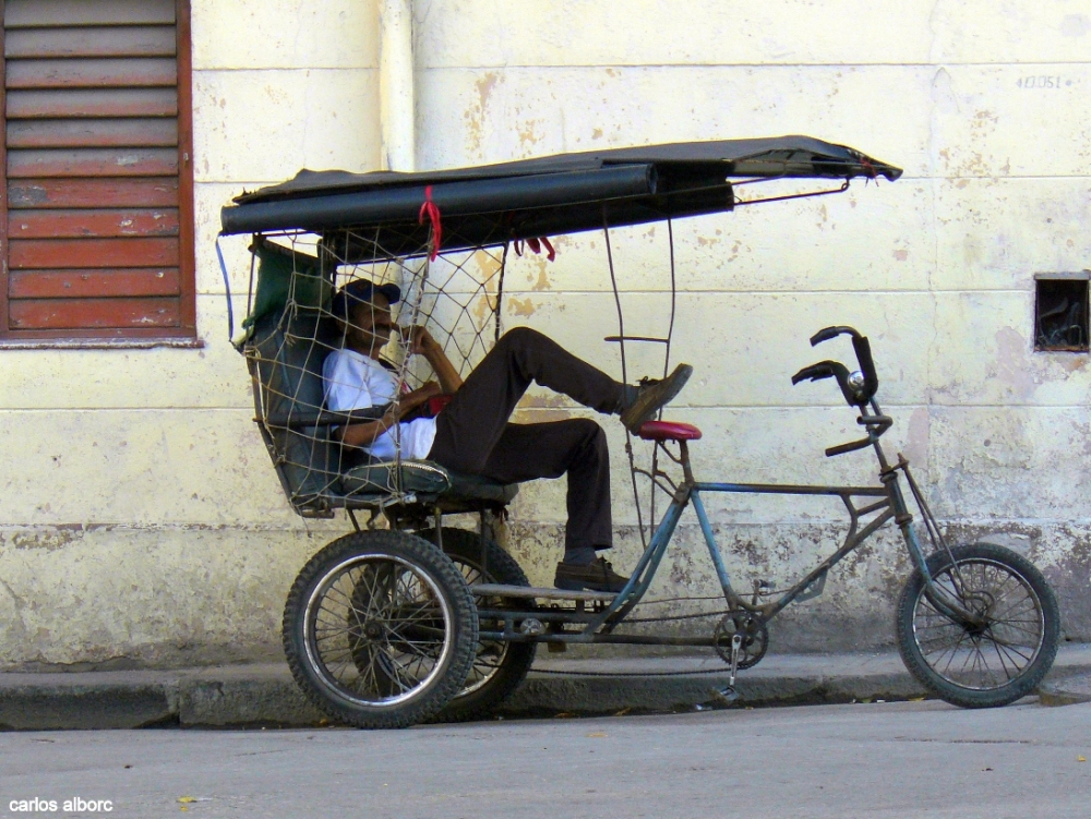 "bici-taxi" de Carlos Alborc