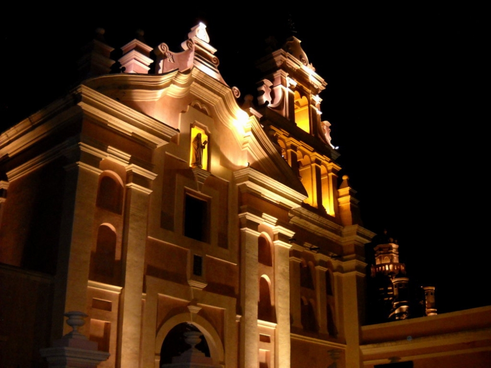 "Catalinas de Noche.(Cba)" de Beatriz Benger