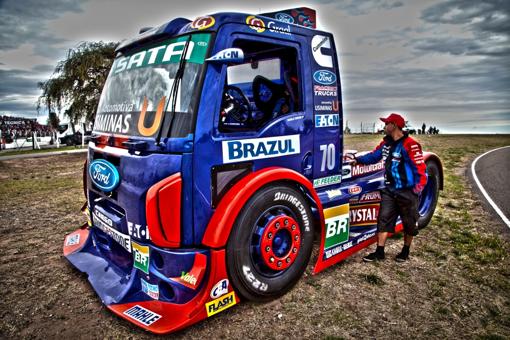 "Ford Cargo. ( HDR )" de Mario Tizn