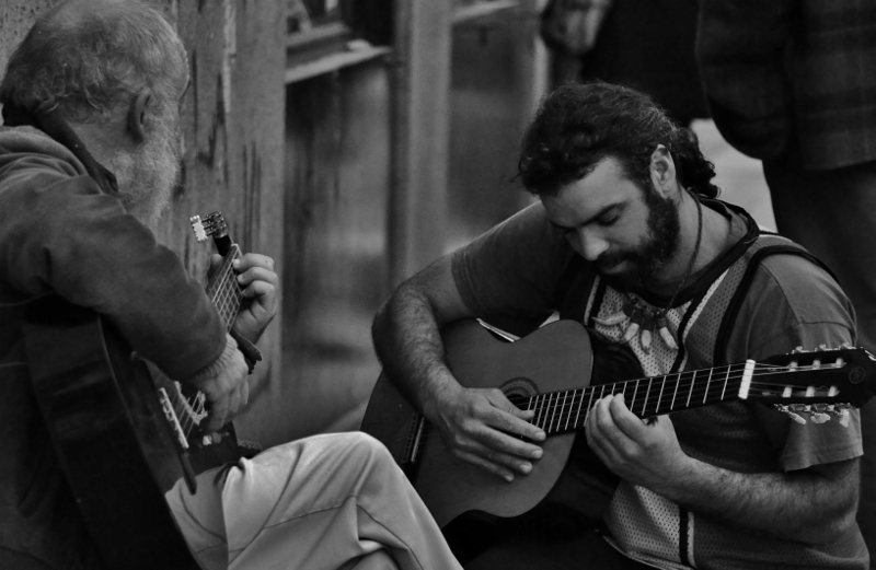 "Guitarras callejeras" de Hctor Rodrguez Cacheiro
