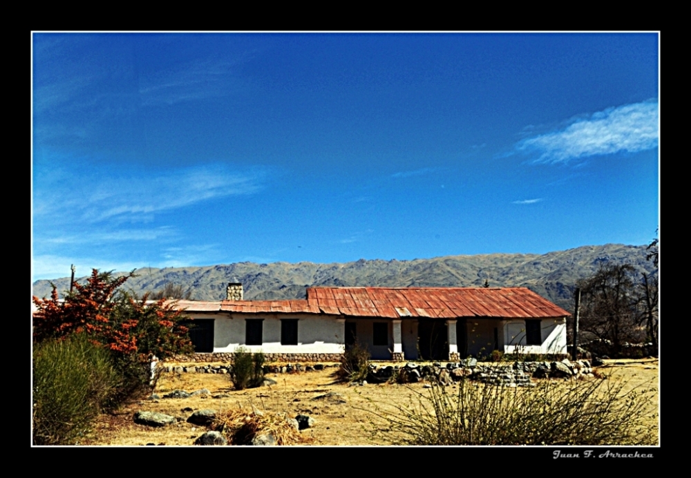 "casa en el valle" de Juan Francisco Arrachea