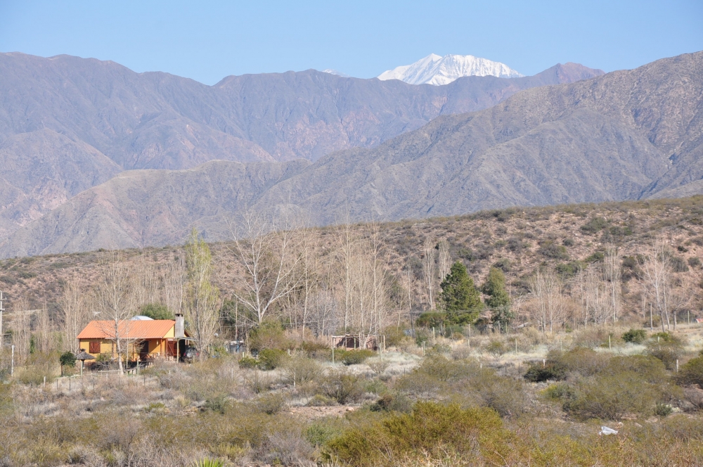 "el portal de Blanco Encalada (Lujan de Cuyo-Mza.)" de Jose Alberto Vicente