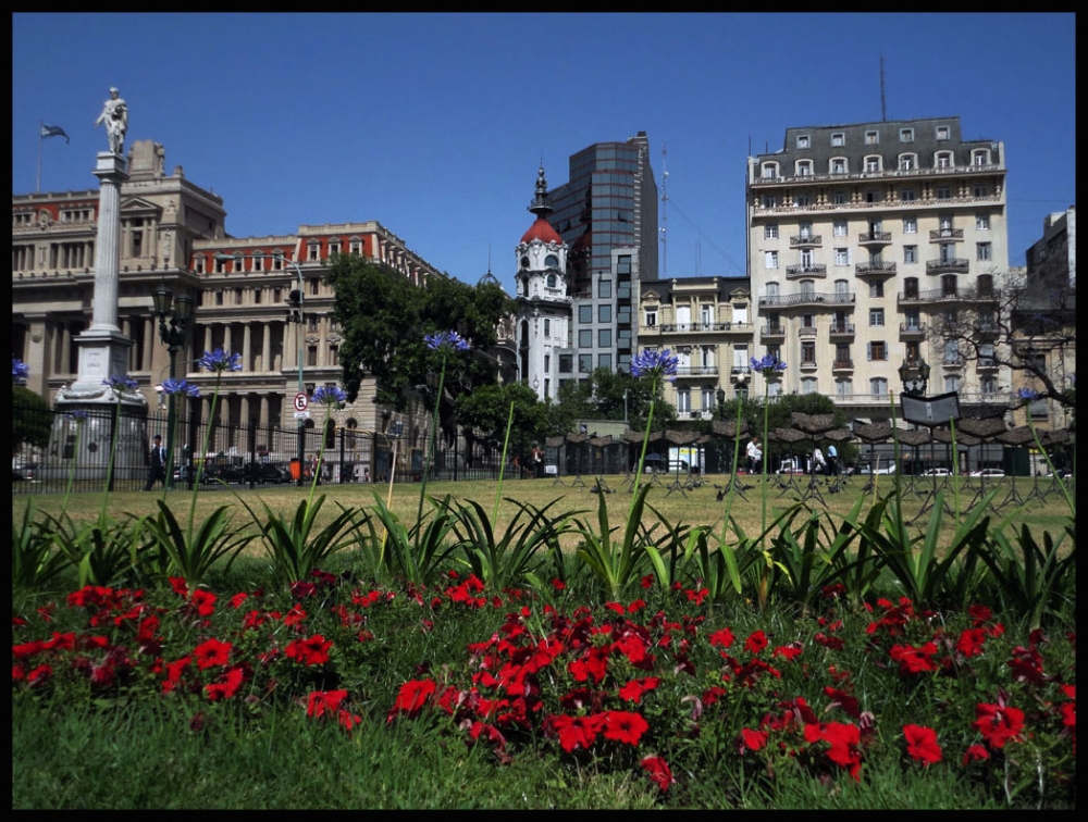 "Primavera en Plaza Lavalle" de Mascarenhas Cmara. Juan de Brito