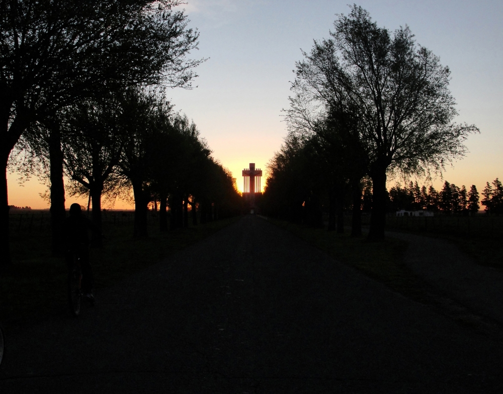 "Solsticio en La Cruz de Salamone" de Ricardo Lagrange