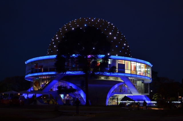 "el planetario" de Molinas Laura