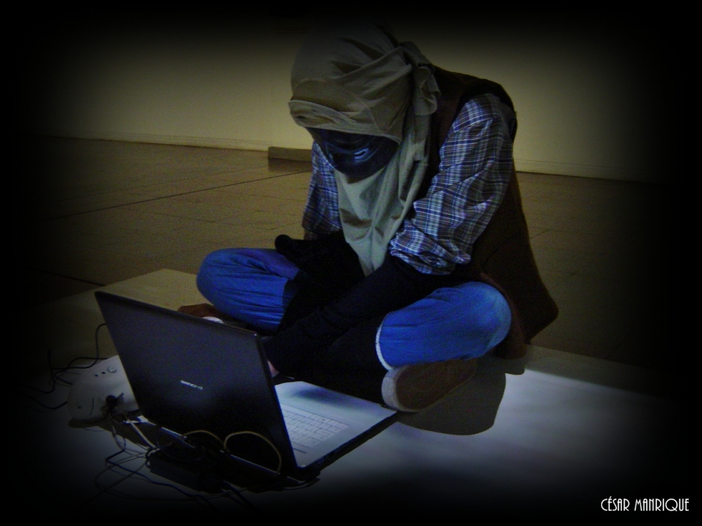 "HACKERS" de Csar Manrique