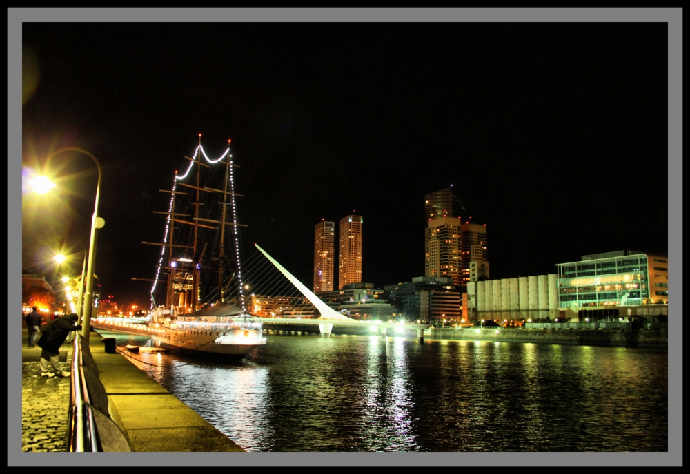 "PUERTO MADERO DE NOCHE!!!" de Maria Eugenia Cailly (euge)