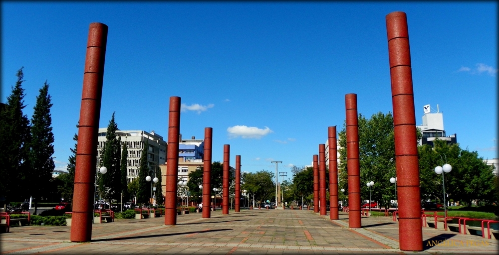 "LA PLAZA DE LOS ITALIANOS.." de Anglica Pegas