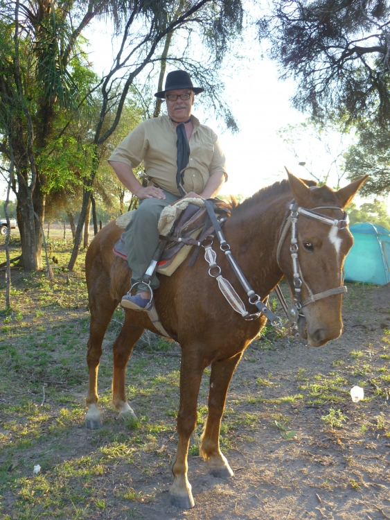 "GAUCHO SONRIENTE" de Jorge Buratti