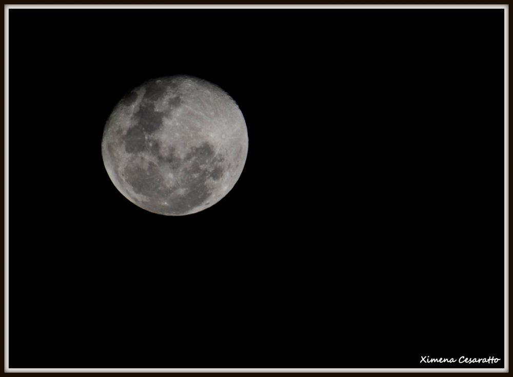 "Luna bella..." de Xime Cesaratto Errea