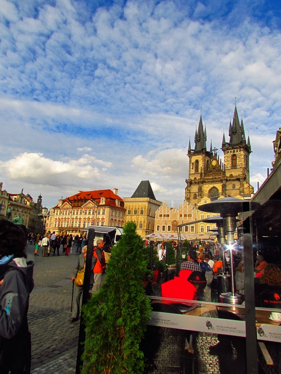 "Plaza en Praga" de Armando Kazimierski