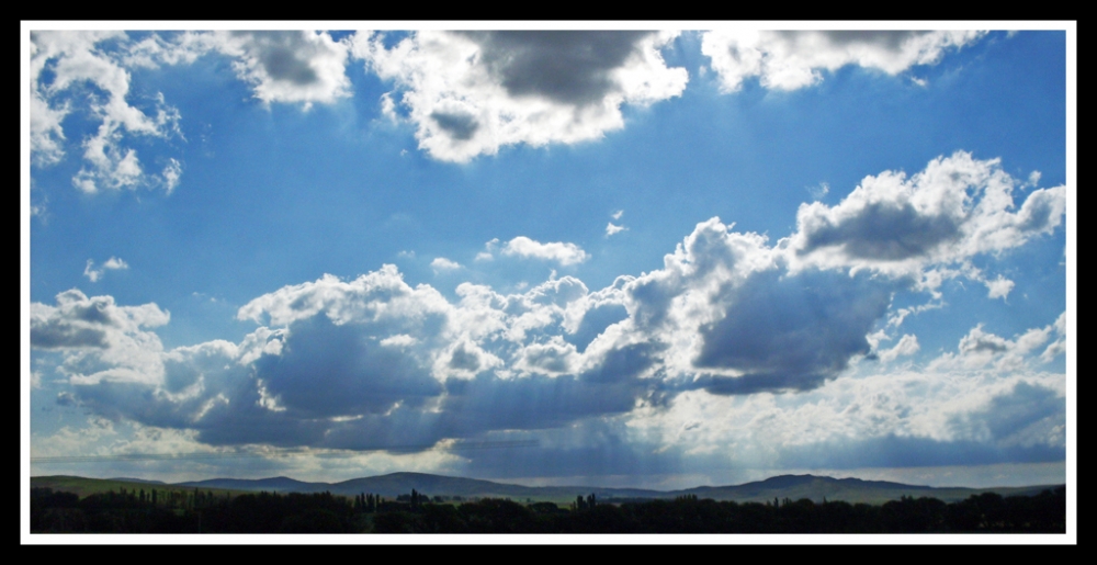 "Un hermoso cielo ..." de Silvia Beatriz Insaurralde (petalo)