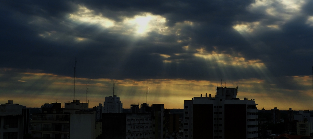 "cielo indeciso" de Nstor Gorriti