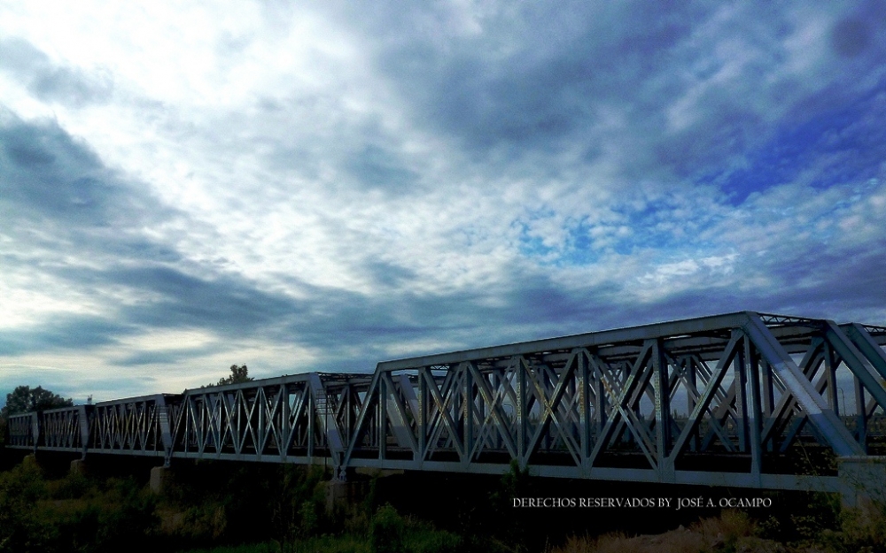 "Puente Ferroviario Palmira" de Jos A. Ocampo