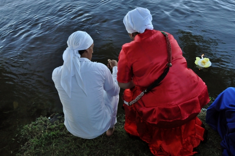 "Iemanj... ofrenda al ro." de Hctor Rodrguez Cacheiro