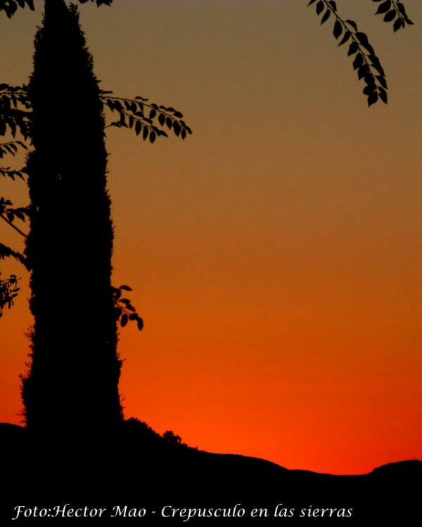 "Crepusculo en las sierras" de Hector Mao