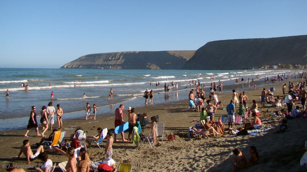 "Tarde de verano en Rada Tilly" de Francisco Jos Montaa