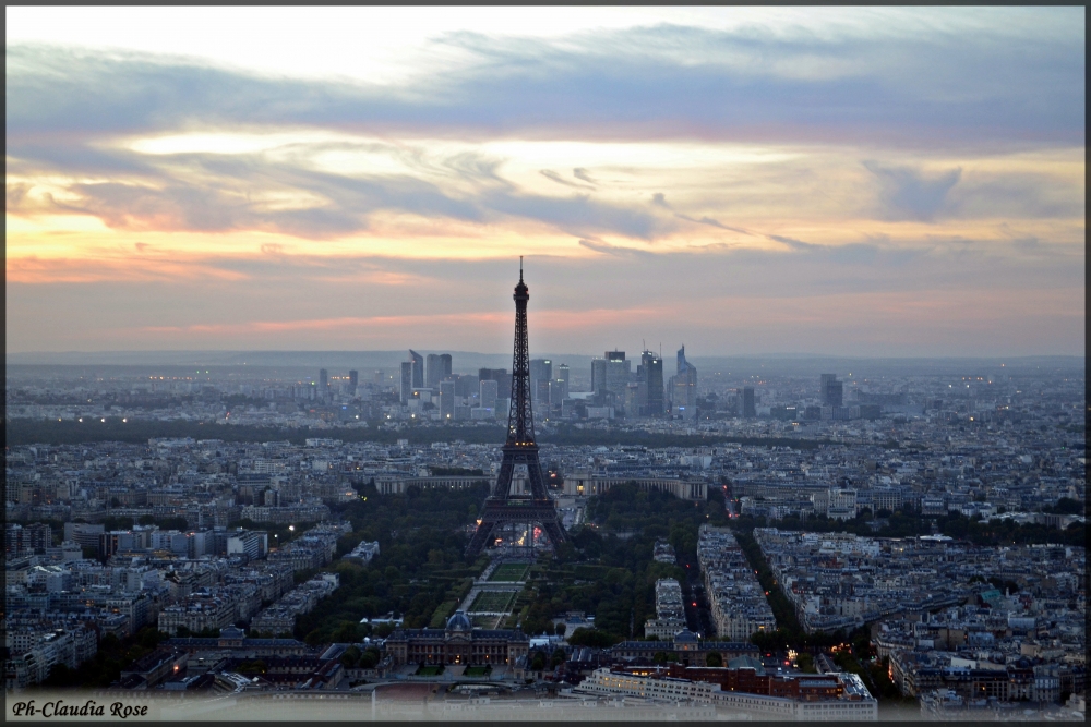 "Atardecer en Paris......." de Claudia Rose