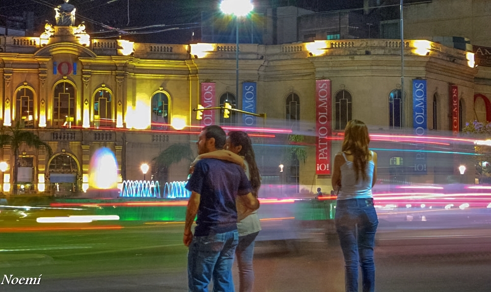 "Luces en la Ciudad" de Lidia Noemi Olivera