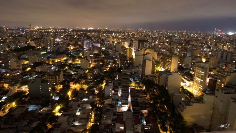 "Cuando llega la noche se encienden las luces" de Manuel Cortegoso Pazos