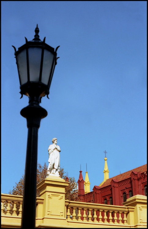 "El farol de Recoleta" de Jorge Vicente Molinari