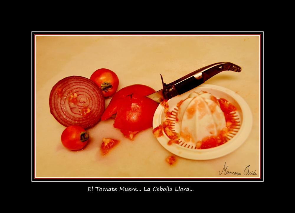 "El Tomate Muere... La Cebolla Llora..." de Carmen Esteban