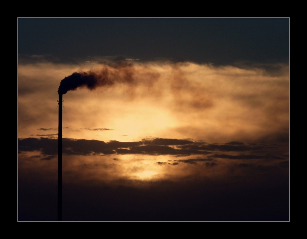 "Atardecer toxico" de Luciano Nardone