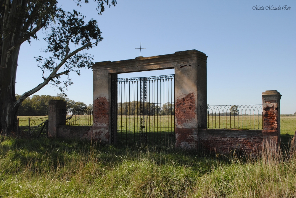 "Campo santo" de Mara Manuela Rols