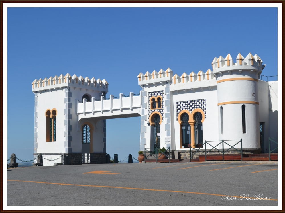 "Castillo Morisco!" de Maria Laura Bausa