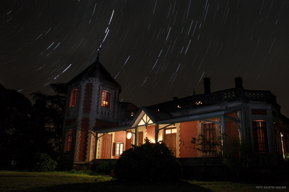 "Noche en La Merced" de Agustn Saguier