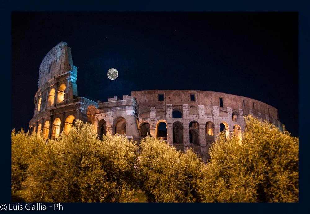 "Coliseo" de Luis Gallia