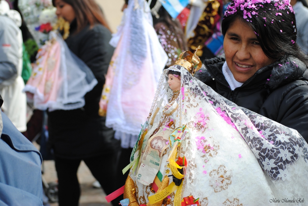 "Tradiciones bolivianas V" de Mara Manuela Rols