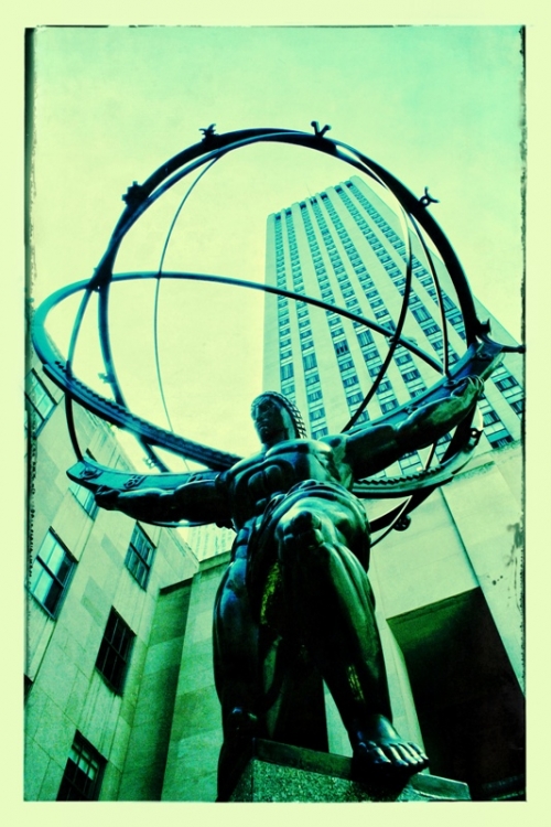 "Atlas en el Rockefeller Center" de Fernando Muoz