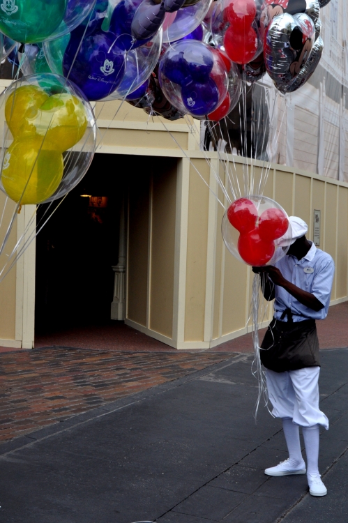 "Globos" de Francisco Karothy