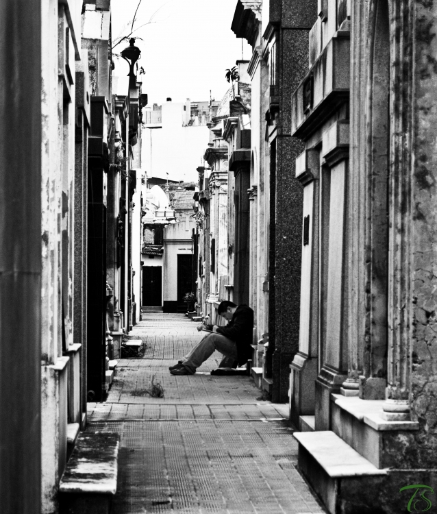 "Siesta en calle silencio" de Guillermo Toso Stolbizer