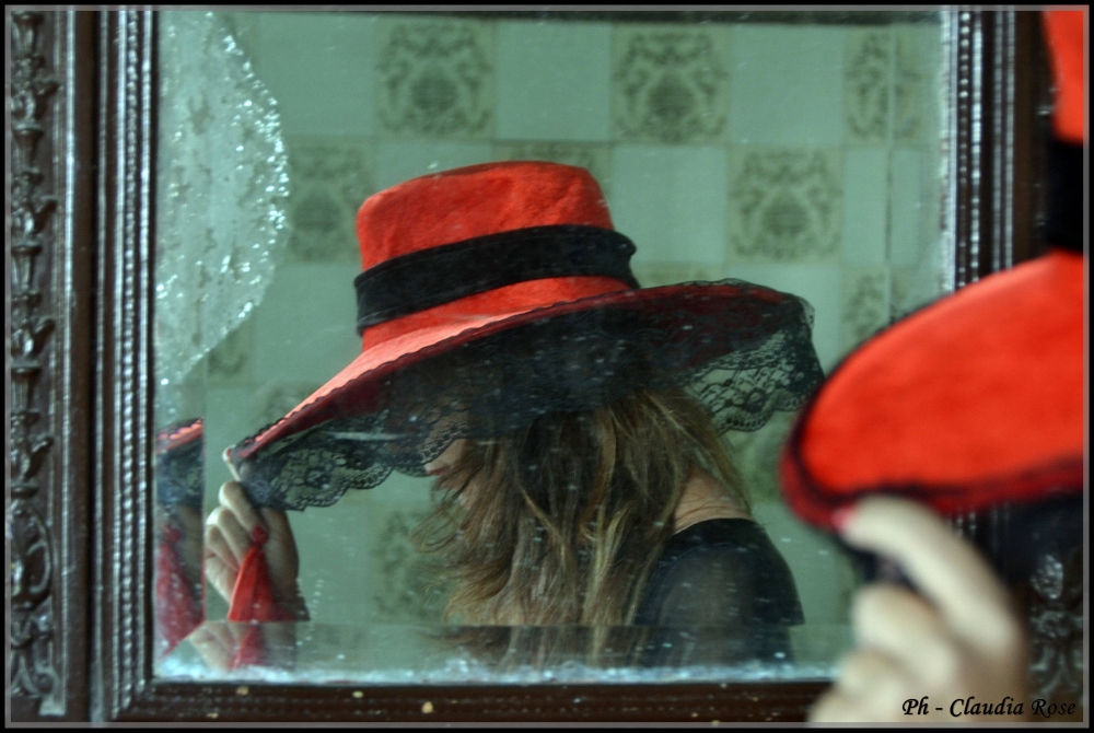 "La Dama del espejo...." de Claudia Rose