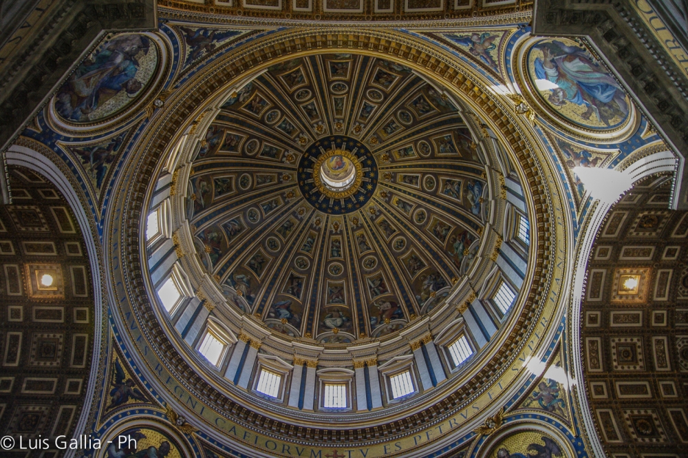 "Vaticano" de Luis Gallia