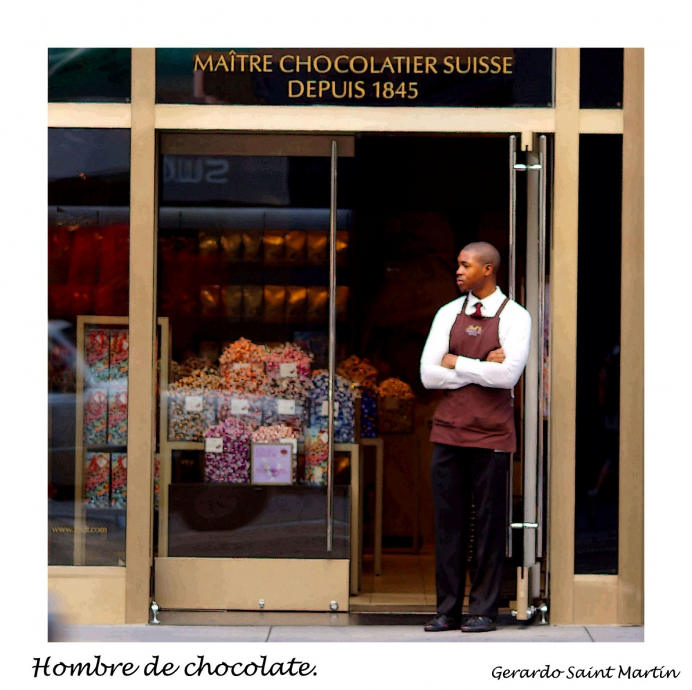 "Hombre de chocolate" de Gerardo Saint Martn