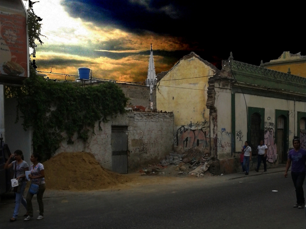 "Oscurece en la ciudad de los crepusculos" de Miguel Fernandez Medina ( Elfs )