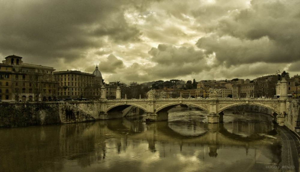 "Puente Vittorio Emanuele" de Hugo Lorenzo