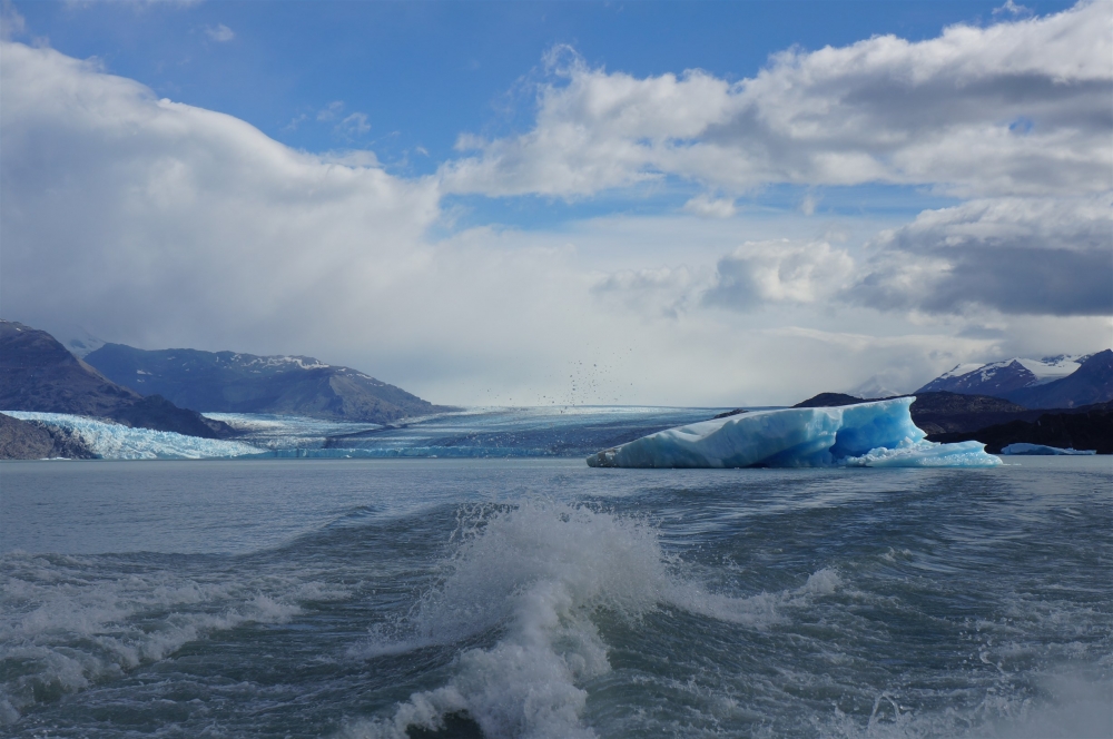 "adios glaciar upsala..." de Ruben Alex Villarroel