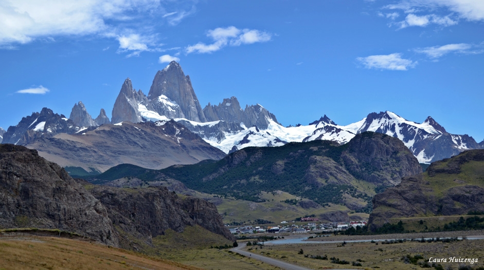 "Cerros Tres Torres y Fitz Roy" de Laura Noem Huizenga