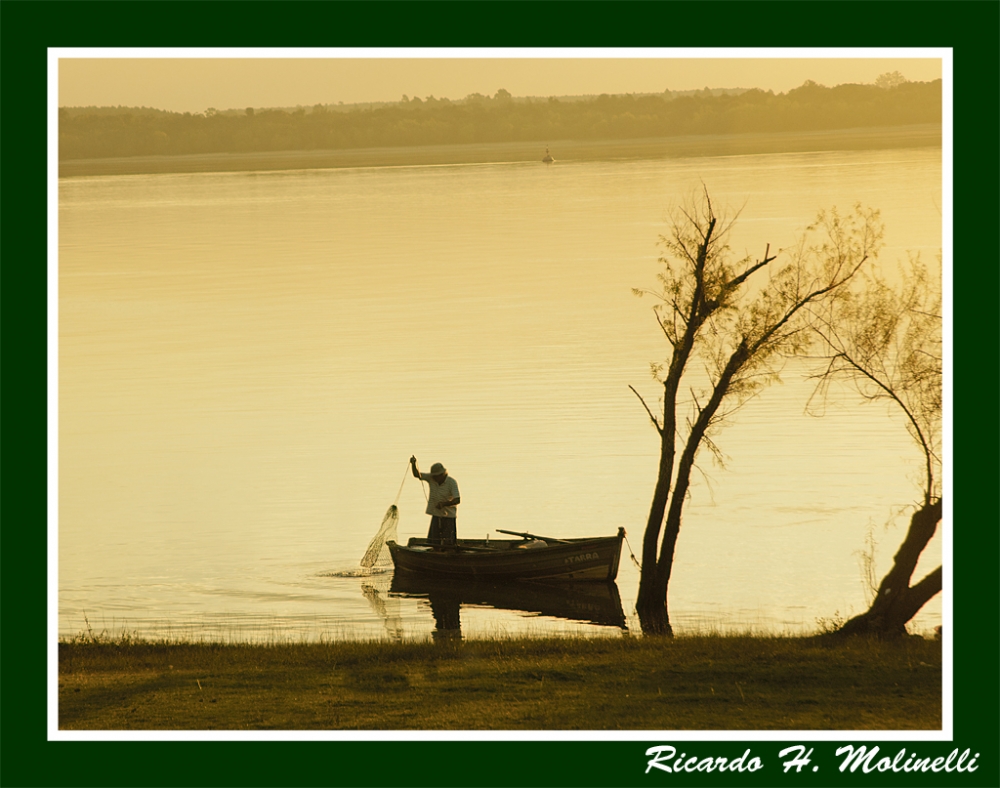 "Mala pesca" de Ricardo H. Molinelli