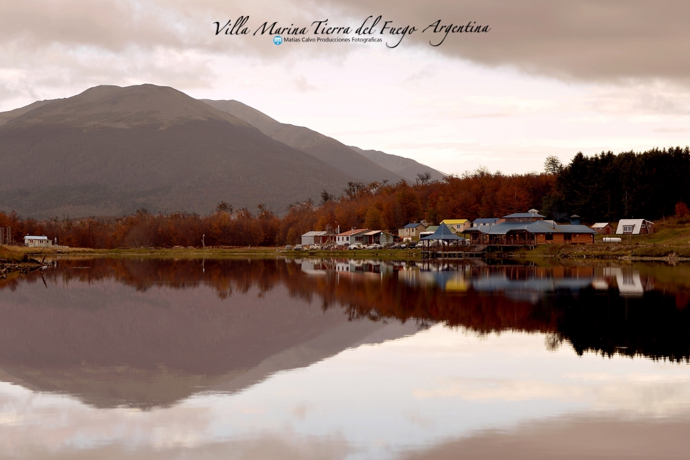 "Reflejos de Abril" de Matias Calvo Producciones Fotograficas