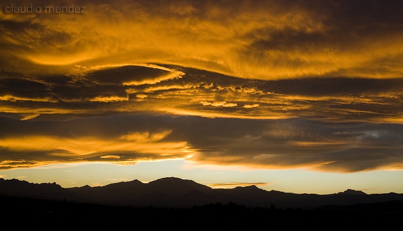 "Atardecer en Malargue" de Claudio Roberto Mendez