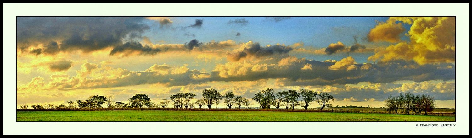 "Atardecer panoramico" de Francisco Karothy