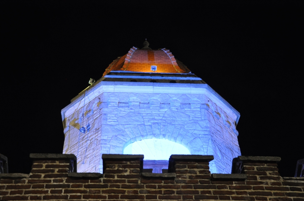 "luces en torreon del monje" de Jose Alberto Vicente