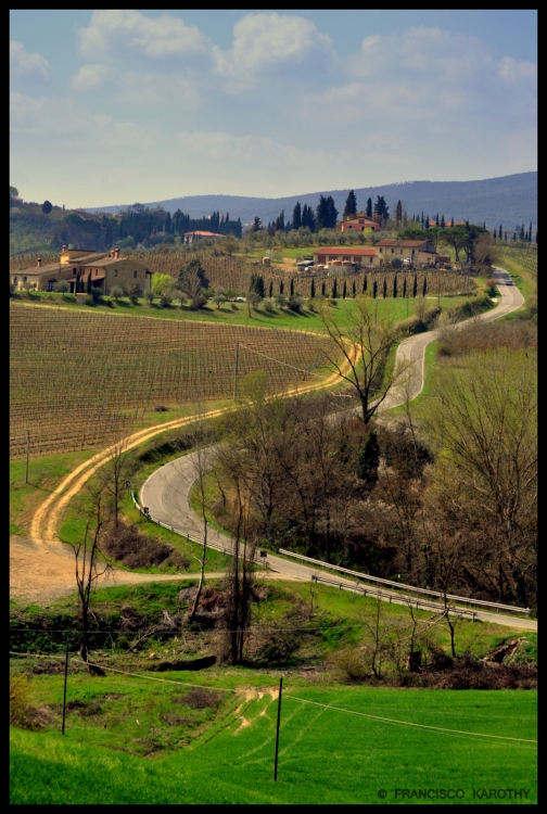 "Caminos de la Toscana" de Francisco Karothy